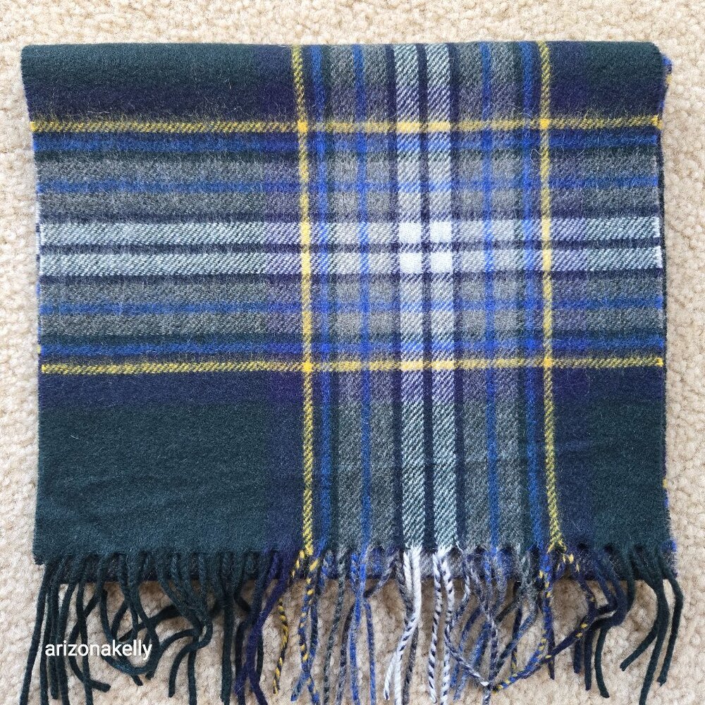 NWOT Cashmere Plaid Fringe Scarf Uniqlo